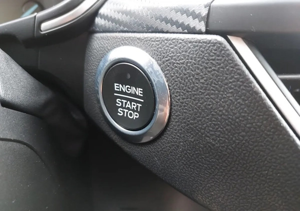Ford Focus cena 32900 przebieg: 116000, rok produkcji 2019 z Wrocław małe 667